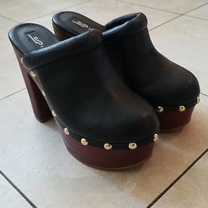 Leila Stone Shoes